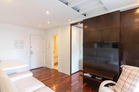 Sala de apartamento para alugar com 1 quarto, 48m² em Moema, São Paulo