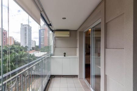Apartamento para alugar com 48m², 1 quarto e 1 vagaVaranda
