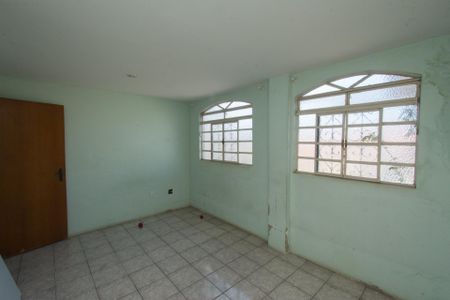 Casa à venda com 5 quartos, 360m² em Teixeira Dias, Belo Horizonte