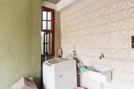 Casa para alugar com 45m², 2 quartos e 1 vagaÁrea externa