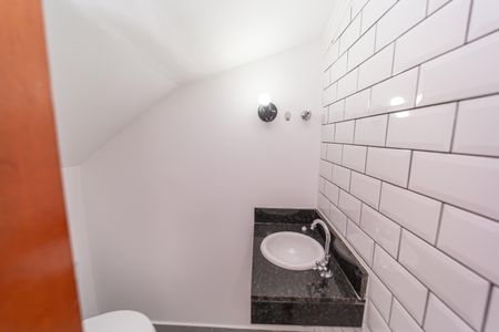 Casa de condomínio à venda com 65m², 2 quartos e 1 vaga Casa de condomínio à venda com 65m², 2 quartos e 1 vagaLavabo