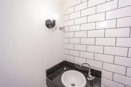 Casa de condomínio à venda com 65m², 2 quartos e 1 vaga Casa de condomínio à venda com 65m², 2 quartos e 1 vagaLavabo