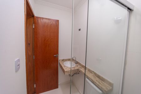 Casa de condomínio à venda com 65m², 2 quartos e 1 vaga Casa de condomínio à venda com 65m², 2 quartos e 1 vagaBanheiro