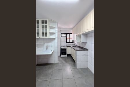 Apartamento para alugar com 74m², 2 quartos e 2 vagasCozinha