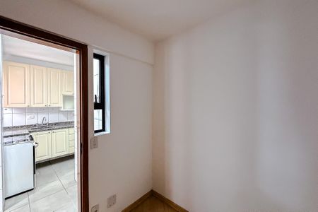 Apartamento para alugar com 74m², 2 quartos e 2 vagasQuarto de Serviço