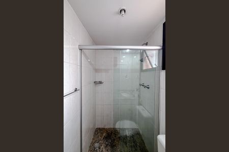 Apartamento para alugar com 74m², 2 quartos e 2 vagasBanheiro