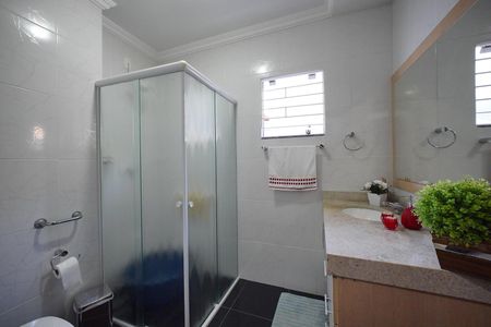 Casa para alugar com 359m², 7 quartos e 9 vagasBanheiro Corredor