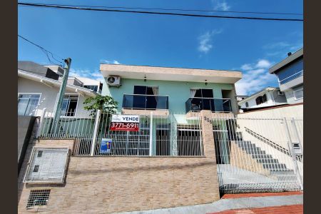 Casa para alugar com 359m², 7 quartos e 9 vagasFachada