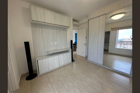 Apartamento para alugar com 70m², 2 quartos e 1 vagaSuíte