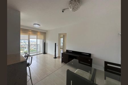 Sala de apartamento para alugar com 2 quartos, 70m² em Melville Empresarial Ii, Barueri