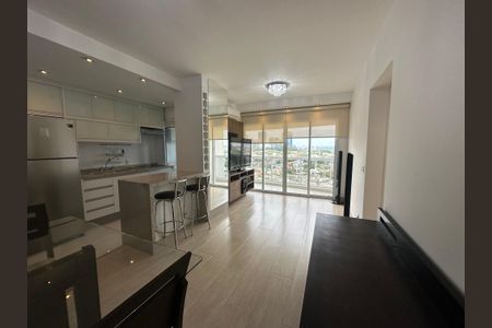 Sala de apartamento para alugar com 1 quarto, 70m² em Melville Empresarial Ii, Barueri