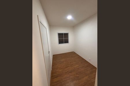Quarto de apartamento para alugar com 1 quarto, 29m² em Parque Industrial Tomas Edson, São Paulo
