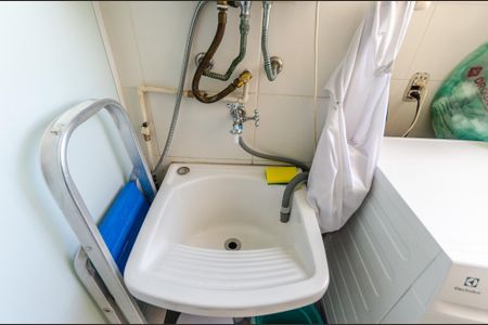 Apartamento à venda com 64m², 3 quartos e 1 vagaÁrea de Serviço