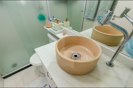 Apartamento à venda com 64m², 3 quartos e 1 vagaBanheiro