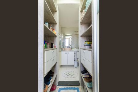 Apartamento à venda com 64m², 3 quartos e 1 vagaSuíte - Banheiro