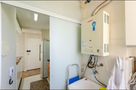 Apartamento à venda com 64m², 3 quartos e 1 vagaÁrea de Serviço