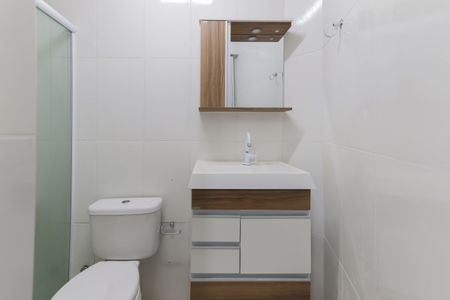 Banheiro de casa para alugar com 1 quarto, 36m² em Jaguaré, São Paulo