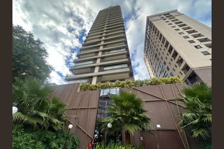 Apartamento para alugar com 36m², 1 quarto e 1 vaga Apartamento para alugar com 36m², 1 quarto e 1 vagaFachada