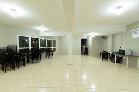 Apartamento para alugar com 40m², 1 quarto e 1 vaga Apartamento para alugar com 40m², 1 quarto e 1 vagaÁrea comum - Salão de festas