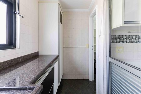 Apartamento à venda com 121m², 3 quartos e 3 vagasCozinha e Área de Serviço