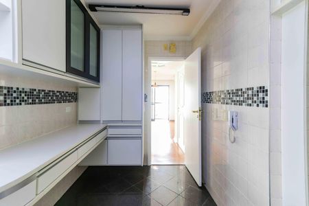 Apartamento à venda com 121m², 3 quartos e 3 vagasCozinha e Área de Serviço