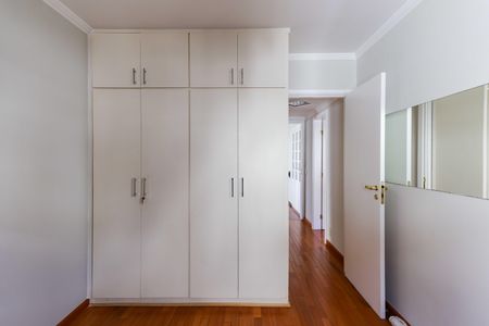 Apartamento à venda com 121m², 3 quartos e 3 vagasSuíte 02