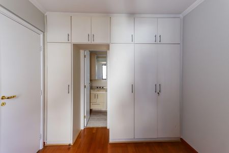 Apartamento à venda com 121m², 3 quartos e 3 vagasSuíte 01