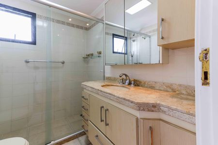 Apartamento à venda com 121m², 3 quartos e 3 vagasSuíte 03