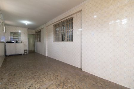 Casa à venda com 100m², 2 quartos e 2 vagas Casa à venda com 100m², 2 quartos e 2 vagasGaragem