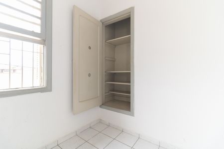 Casa à venda com 100m², 2 quartos e 2 vagas Casa à venda com 100m², 2 quartos e 2 vagasQuarto 1