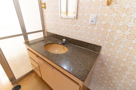 Casa à venda com 100m², 2 quartos e 2 vagas Casa à venda com 100m², 2 quartos e 2 vagasBanheiro