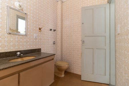 Casa à venda com 100m², 2 quartos e 2 vagas Casa à venda com 100m², 2 quartos e 2 vagasBanheiro