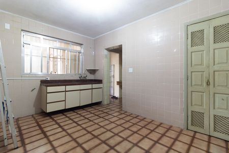 Casa à venda com 100m², 2 quartos e 2 vagas Casa à venda com 100m², 2 quartos e 2 vagasCozinha