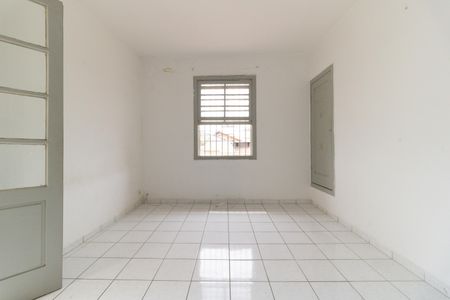 Casa à venda com 100m², 2 quartos e 2 vagas Casa à venda com 100m², 2 quartos e 2 vagasQuarto 1