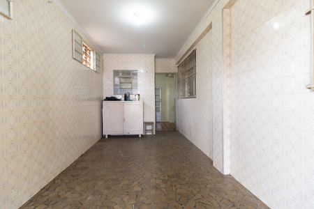 Casa à venda com 100m², 2 quartos e 2 vagas Casa à venda com 100m², 2 quartos e 2 vagasGaragem