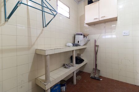 Casa à venda com 100m², 2 quartos e 2 vagas Casa à venda com 100m², 2 quartos e 2 vagasQuarto de Serviço