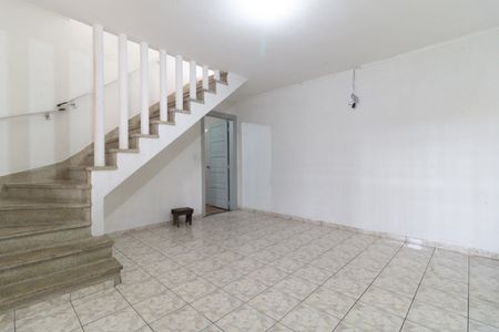 Casa à venda com 100m², 2 quartos e 2 vagas Casa à venda com 100m², 2 quartos e 2 vagasSala