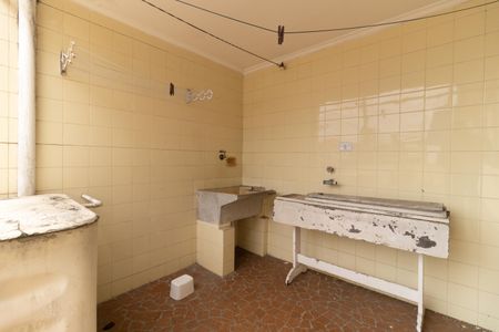 Casa à venda com 100m², 2 quartos e 2 vagas Casa à venda com 100m², 2 quartos e 2 vagasLavanderia