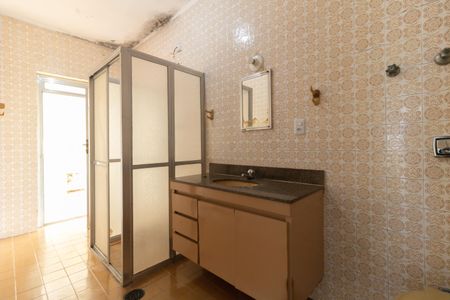 Casa à venda com 100m², 2 quartos e 2 vagas Casa à venda com 100m², 2 quartos e 2 vagasBanheiro