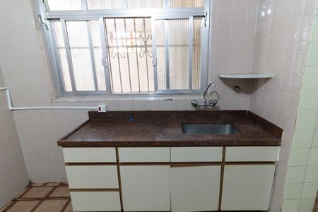 Casa à venda com 100m², 2 quartos e 2 vagas Casa à venda com 100m², 2 quartos e 2 vagasCozinha