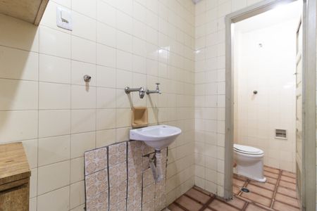 Casa à venda com 100m², 2 quartos e 2 vagas Casa à venda com 100m², 2 quartos e 2 vagasÁrea de Serviço - Lavabo