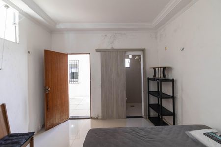 Casa para alugar com 310m², 4 quartos e 4 vagas Casa para alugar com 310m², 4 quartos e 4 vagasSuíte Externa