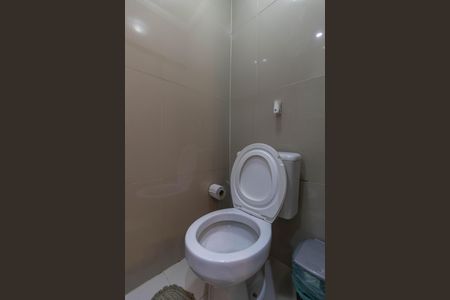 Casa para alugar com 310m², 4 quartos e 4 vagas Casa para alugar com 310m², 4 quartos e 4 vagasLavabo