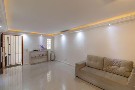 Sala e Cozinha  de casa à venda com 4 quartos, 310m² em Jardim Santana, São Paulo