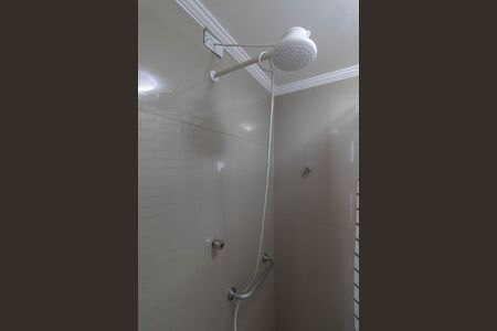 Casa para alugar com 310m², 4 quartos e 4 vagas Casa para alugar com 310m², 4 quartos e 4 vagasBanheiro Suíte 2