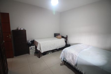 Quarto 1 de casa à venda com 4 quartos, 256m² em Milionarios (barreiro, Belo Horizonte