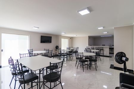 Apartamento para alugar com 80m², 2 quartos e 1 vaga