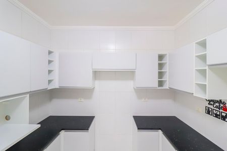 Casa de condomínio à venda com 115m², 3 quartos e 1 vagaCozinha - Armários