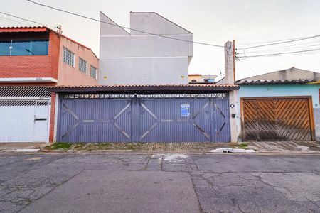 Casa de condomínio à venda com 115m², 3 quartos e 1 vagaFachada