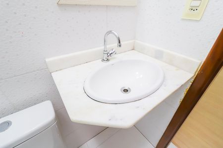 Casa de condomínio à venda com 115m², 3 quartos e 1 vagaBanheiro da Suíte 1